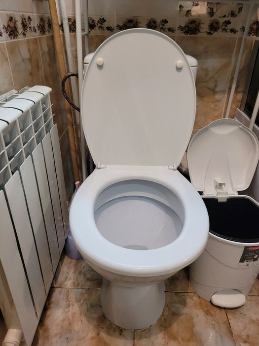 Продам унитаз в отличном состоянии