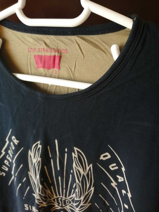 Vând tricouri Levi Strauss originale