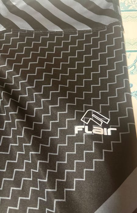 Дамски спортен клин Flair