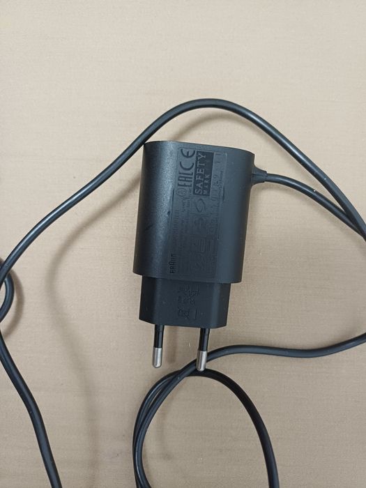 Incarcator alimentator Braun 12v  400mA perfect functional

#6