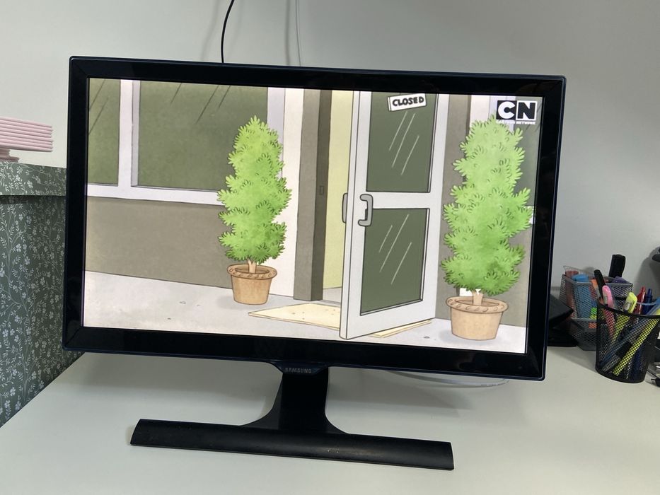 Monitor TV Samsung 22” Full HD – T22E390EW – HDMI, TV, USB