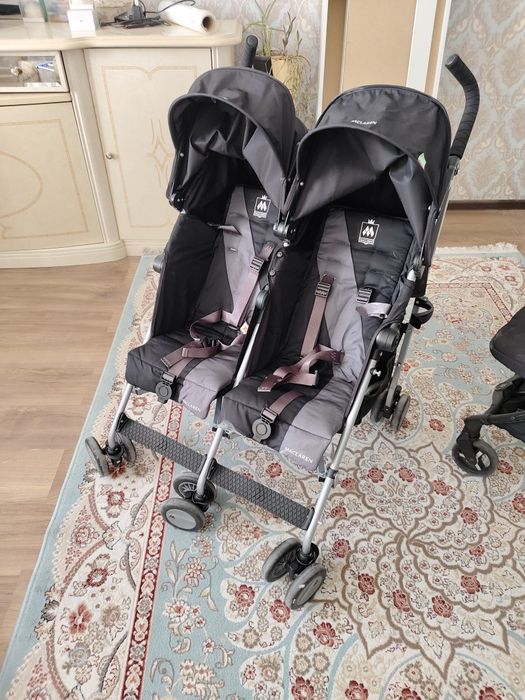 Коляска прогулочная двойная