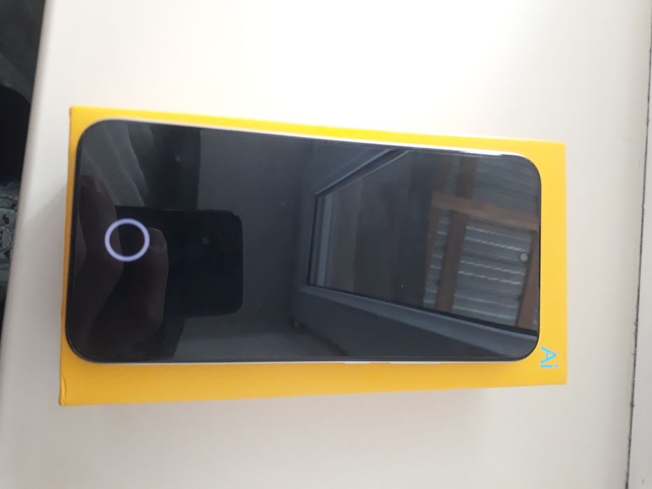 Продам realme 15t новый срочно