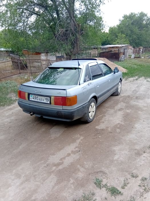 Ауди 80 сатлады 1988ж