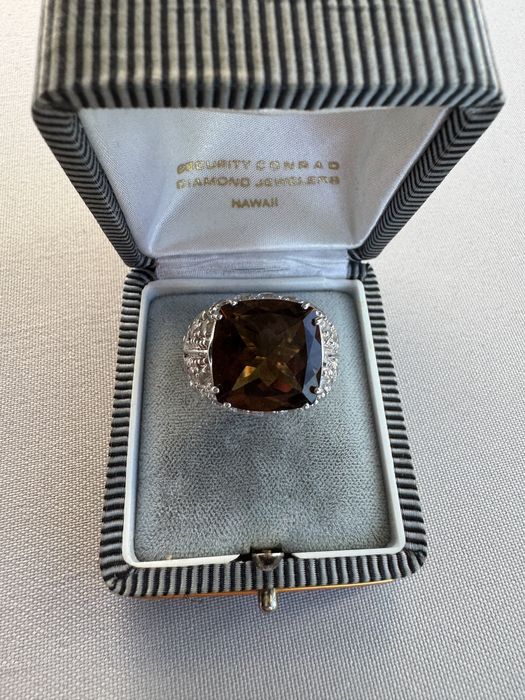 Inel din argint si cubic zirconia