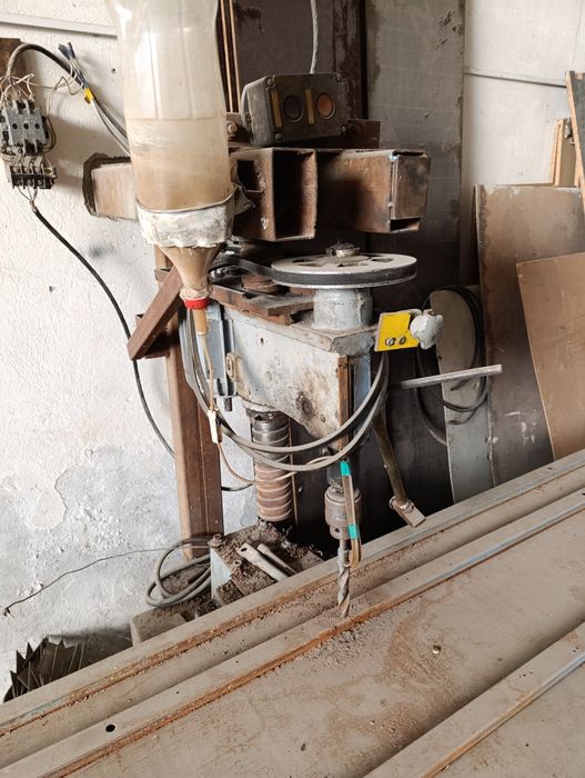 Сверлильный станок