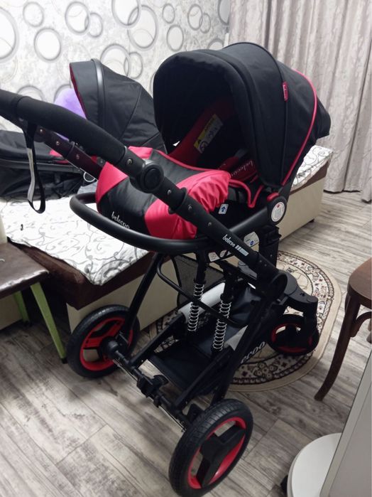 Детская коляска в отличном состоянии