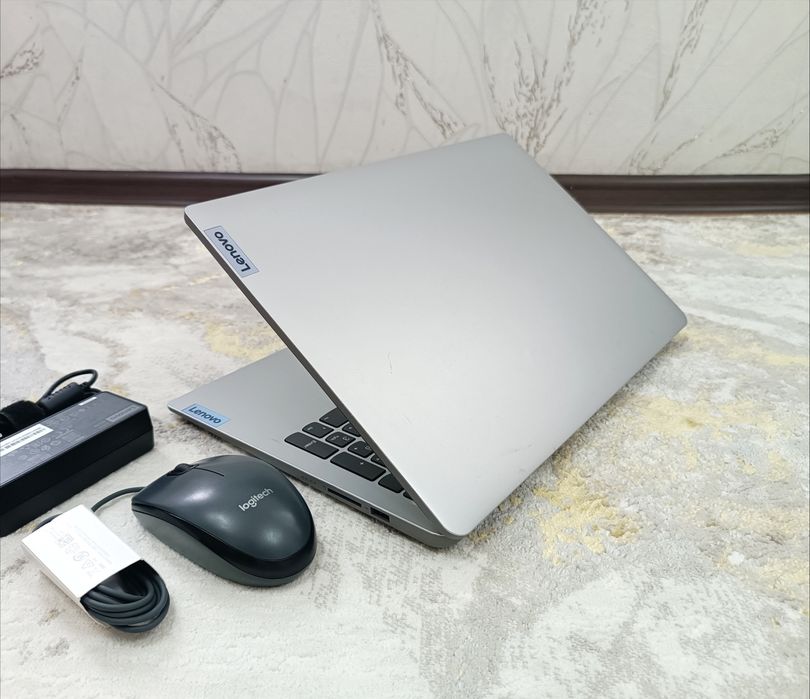 НОУТБУК Lenovo RYZEN 3 Современный.