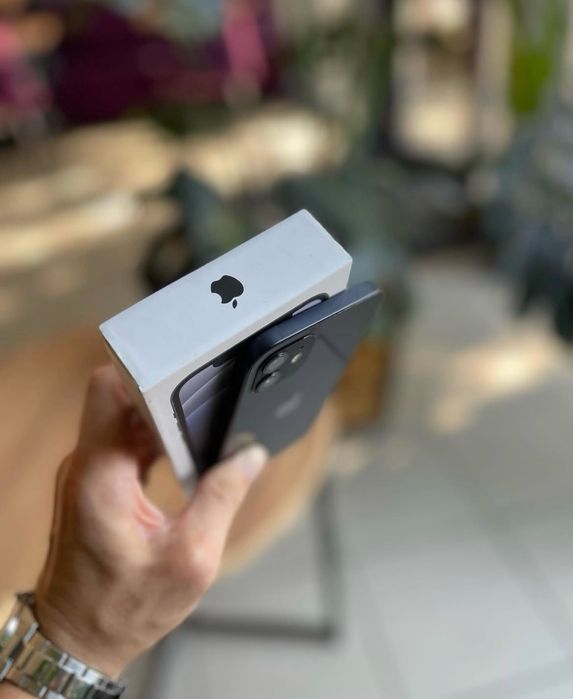 Iphone 12 64 гб чёрный цвет