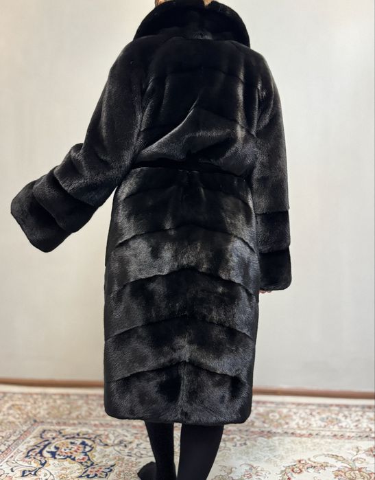 Норковая шуба Vito Poletti (Греция)