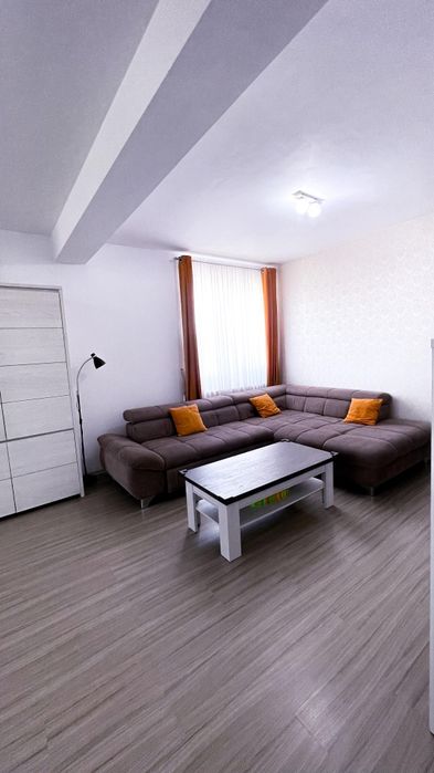 Vând apartament 2 camere