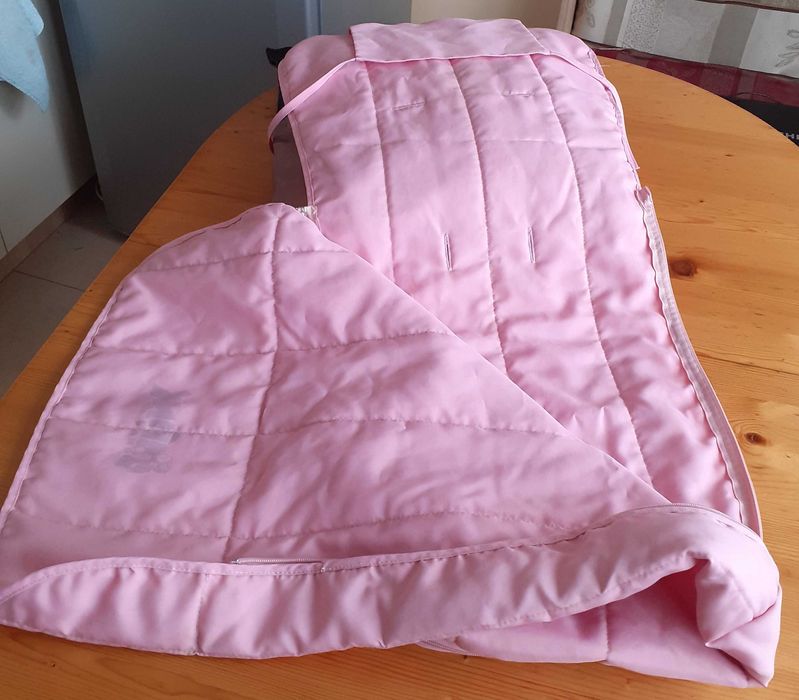 Бебешки кошница за кола и носене и ватирано чувалче