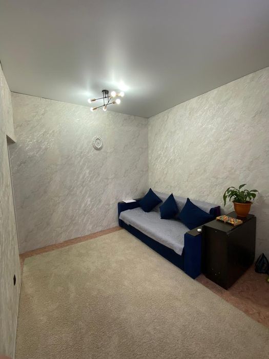 Продам 1к р-н Бензострой 2/3