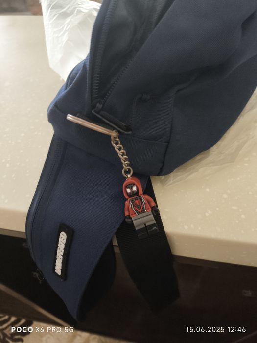 Брелок lego Майлз морализ