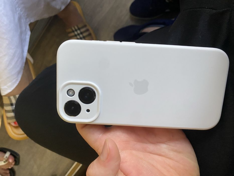Iphone 15  без ремонта