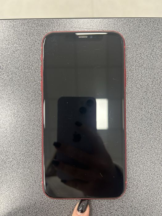 Telefon Iphone 11 Rosu