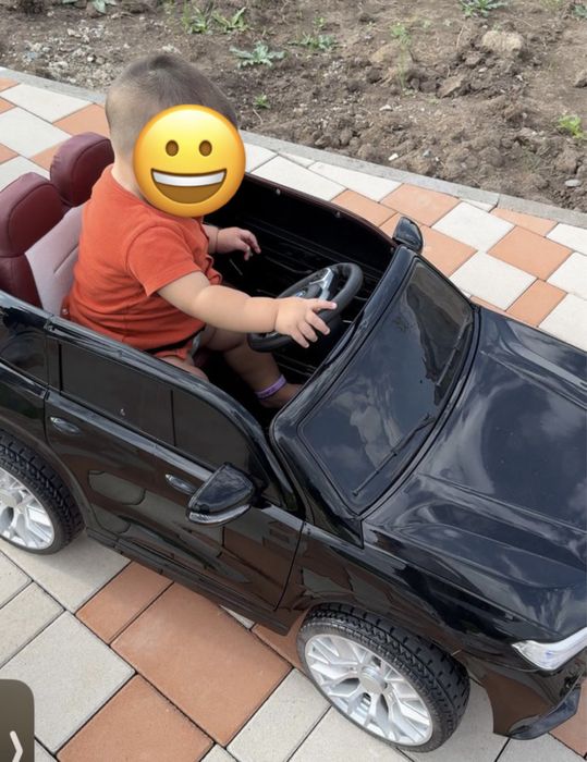 Детская новая машинка BMW