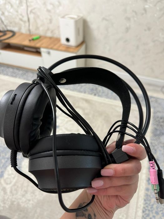 Продам игровые наушники