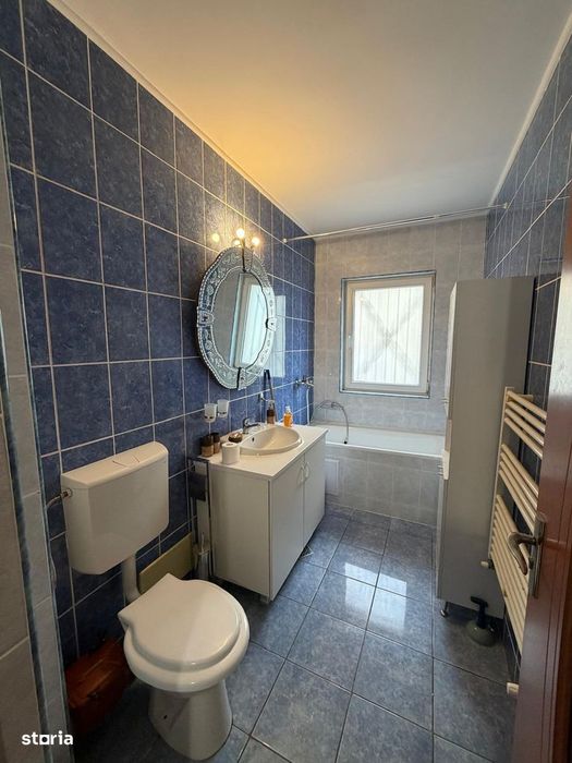 Apartament de inchiriat 2 camere decomandat si parcare!
