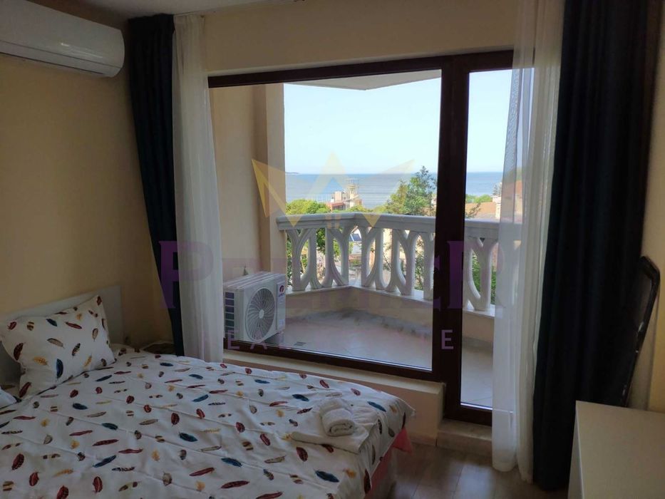 Дава се под наем Двустаен апартамент в Варна, Аспарухово - 71 кв.м за 950 € - Снимка #2