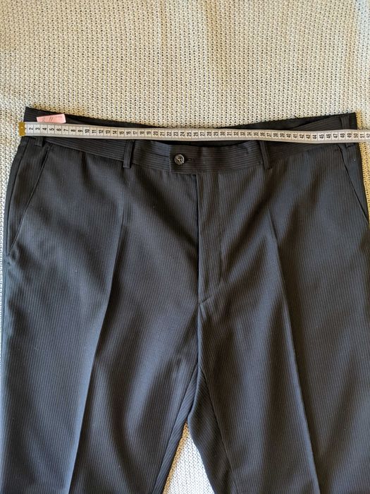 Vand costum barbati 3 piese