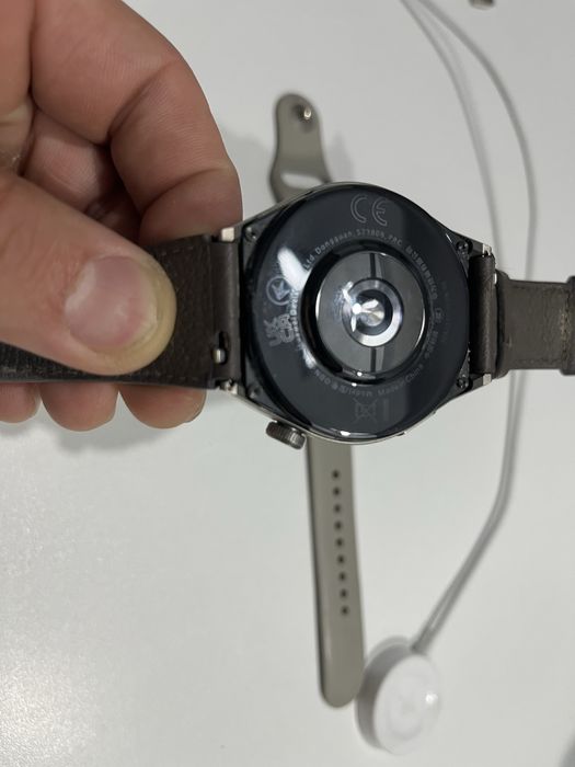 Продам Huawei watch GT Pro 3