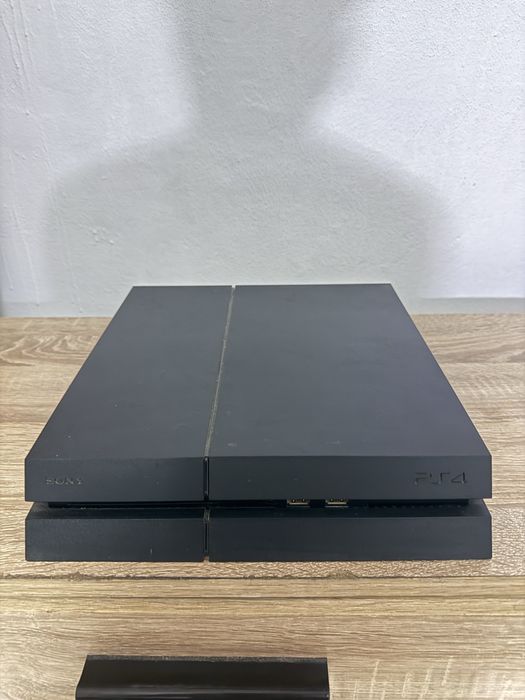 vand ps4 slim cu ssd 500gb