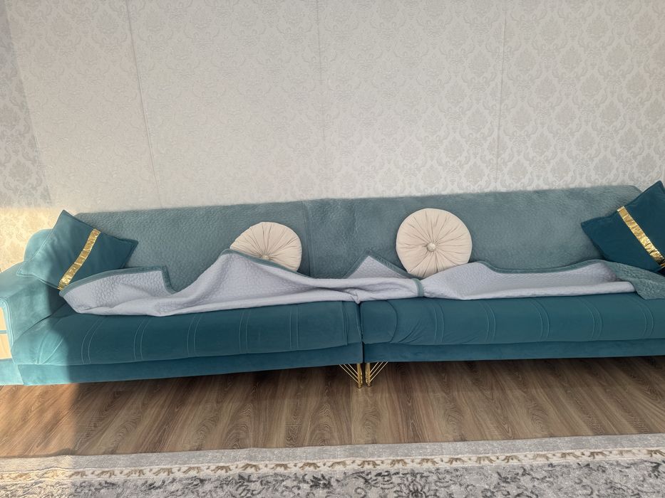 Продам диван в идеальном состояний