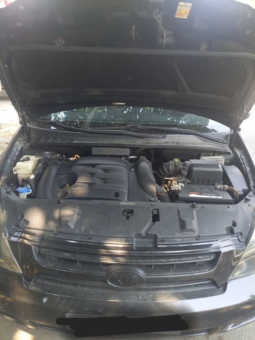 Kia Grand Carnival Long ( Turbo disel 2.9 CRDI )