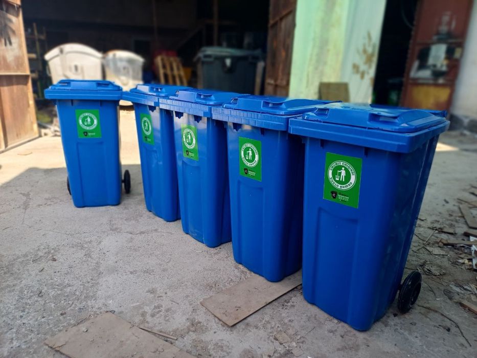 Мусорный бак 120л