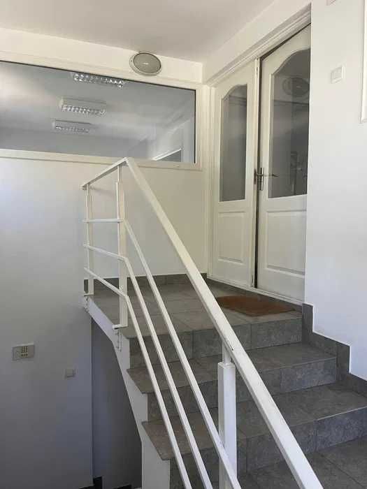 VINZARE (inclusiv RATE) - INCHIRIERE - Cladire de birouri si depozite