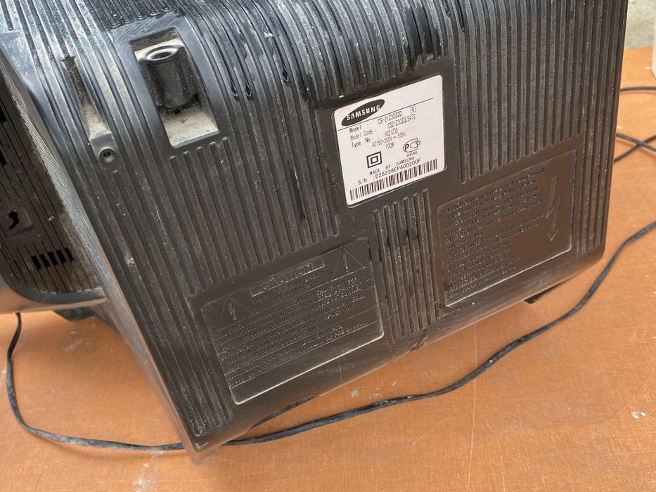 Телевизор домашныих электронви