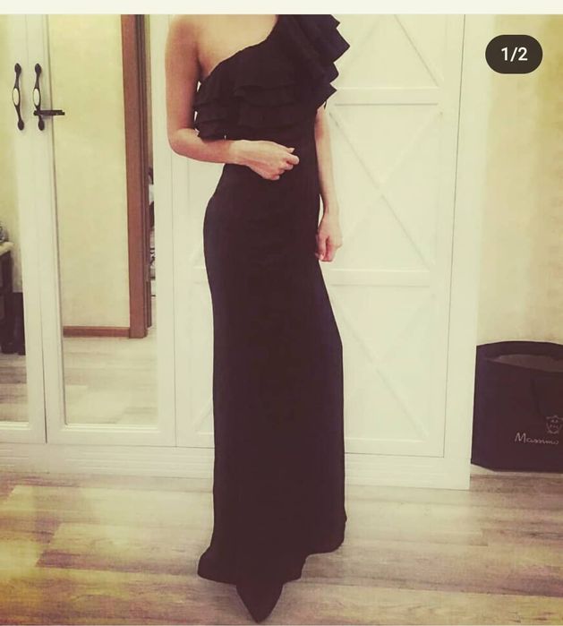 Новое платье с этикеткой