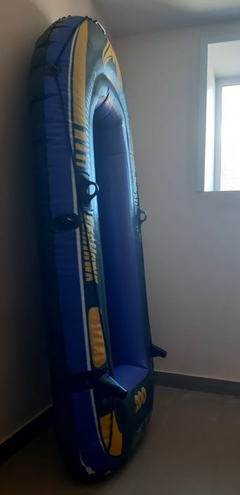 Продам лодку надувную