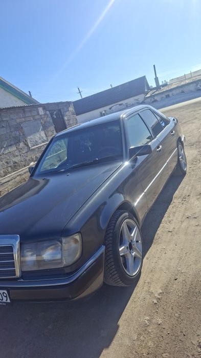 Mercedes 124 2.3
