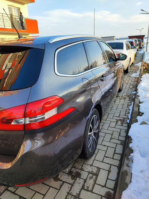 Peugeot 308 1.2/110 cp