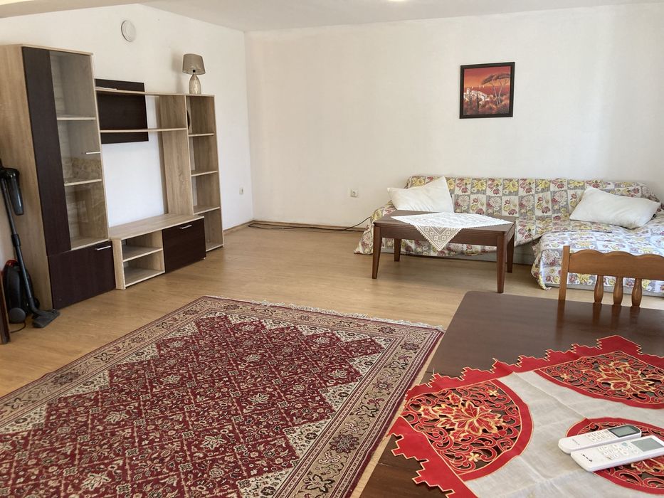 Дава се под наем Къща в с. Звездица, Област Варна - 270 кв.м за 900 € - Снимка #4