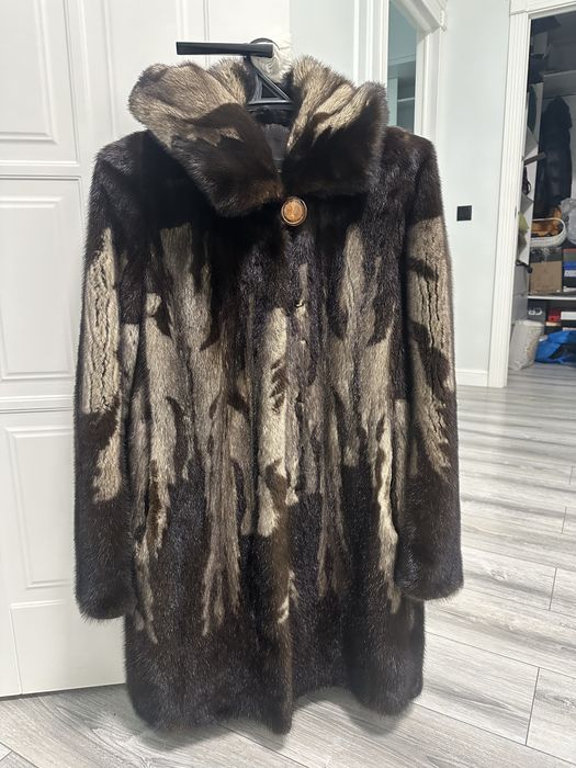 Продам Норковую шубу