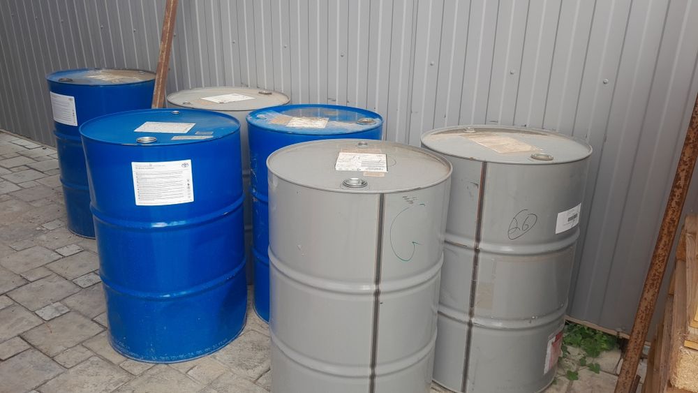 Продается бочки 200L