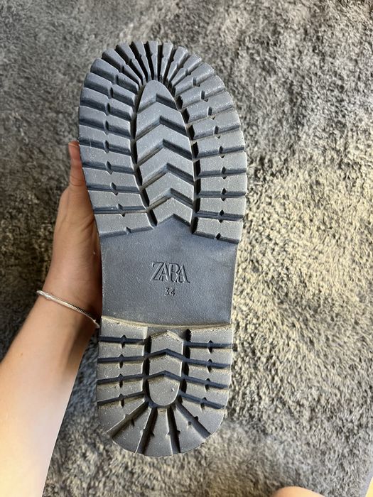 Черни боти зара 34 номер