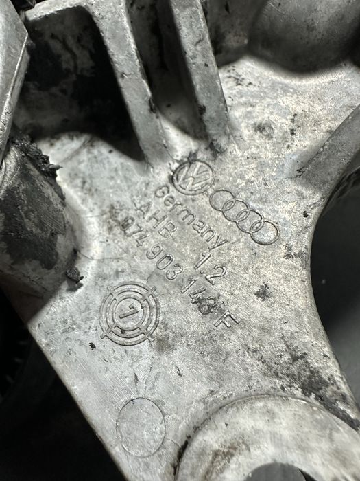 Intinzator Curea accesorii volkswagen Vw T4 2.5 TDI 074903143F