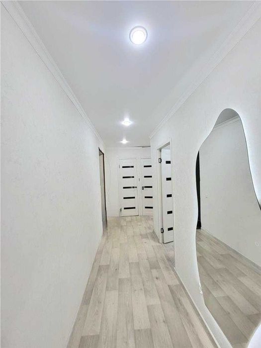 а Продам 3 комнатную Свечка 6 микрорайон