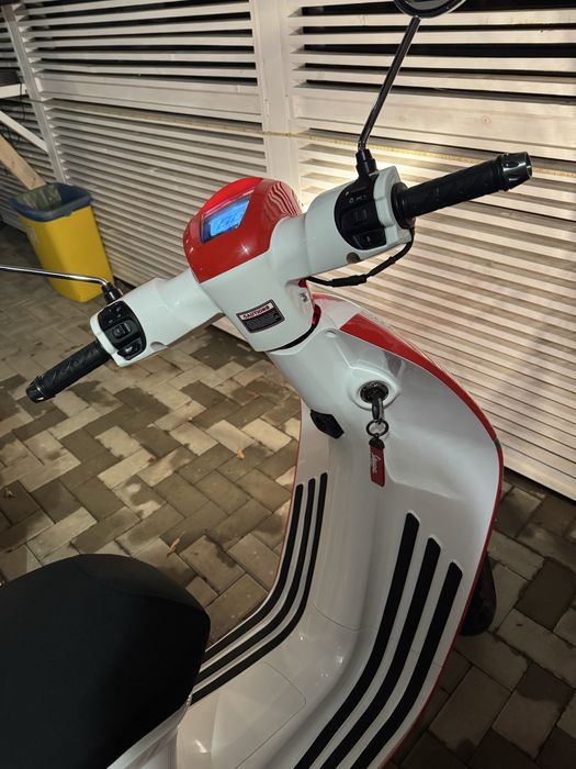 Scuter electric rotakt cleopatra motor bosch 3000w autonomie 55 km