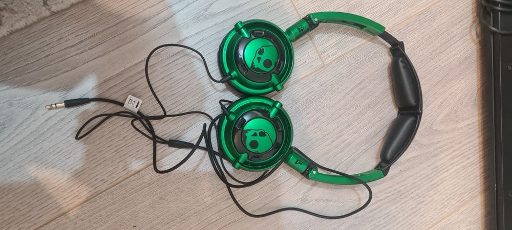 Casti Skullcandy Lowrider DJ-Style Stereo