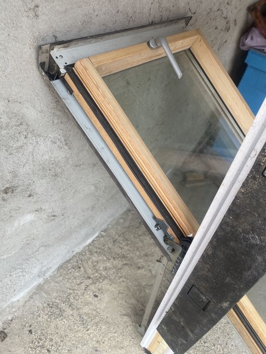 Fereastra mansarda Velux nouă nefolosită!