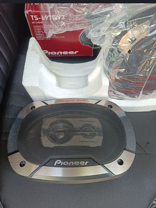 Pioneer v3 champion 550 W