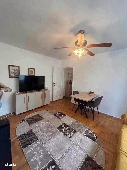De vanzare apartament cu 2 camere renovat, centrala noua 54000euro