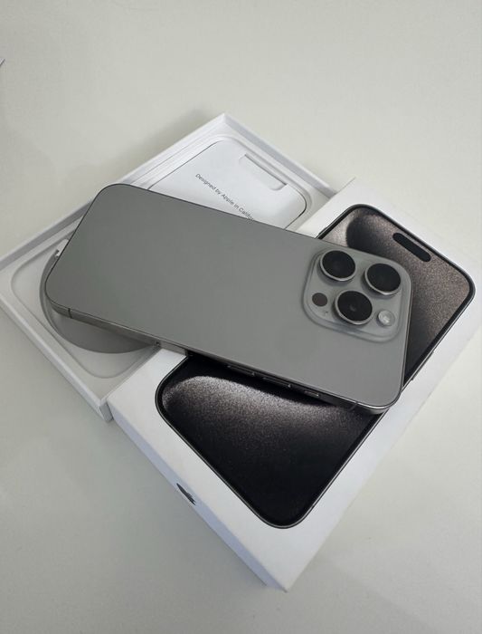 Iphone 15 pro 256gb 80%