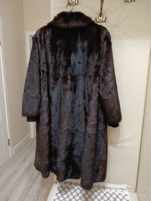 Норковая шуба из цельного меха в распуск греция
