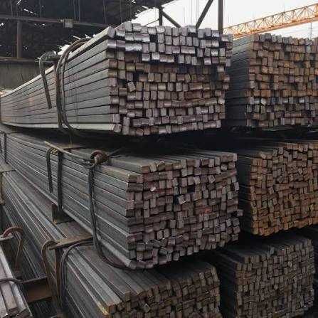 Квадрат стальной / Kvadrat metall prutlar (Metal City)